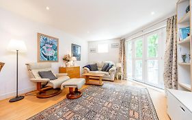 Pass The Keys Delightful Apartment Close To River In Se16