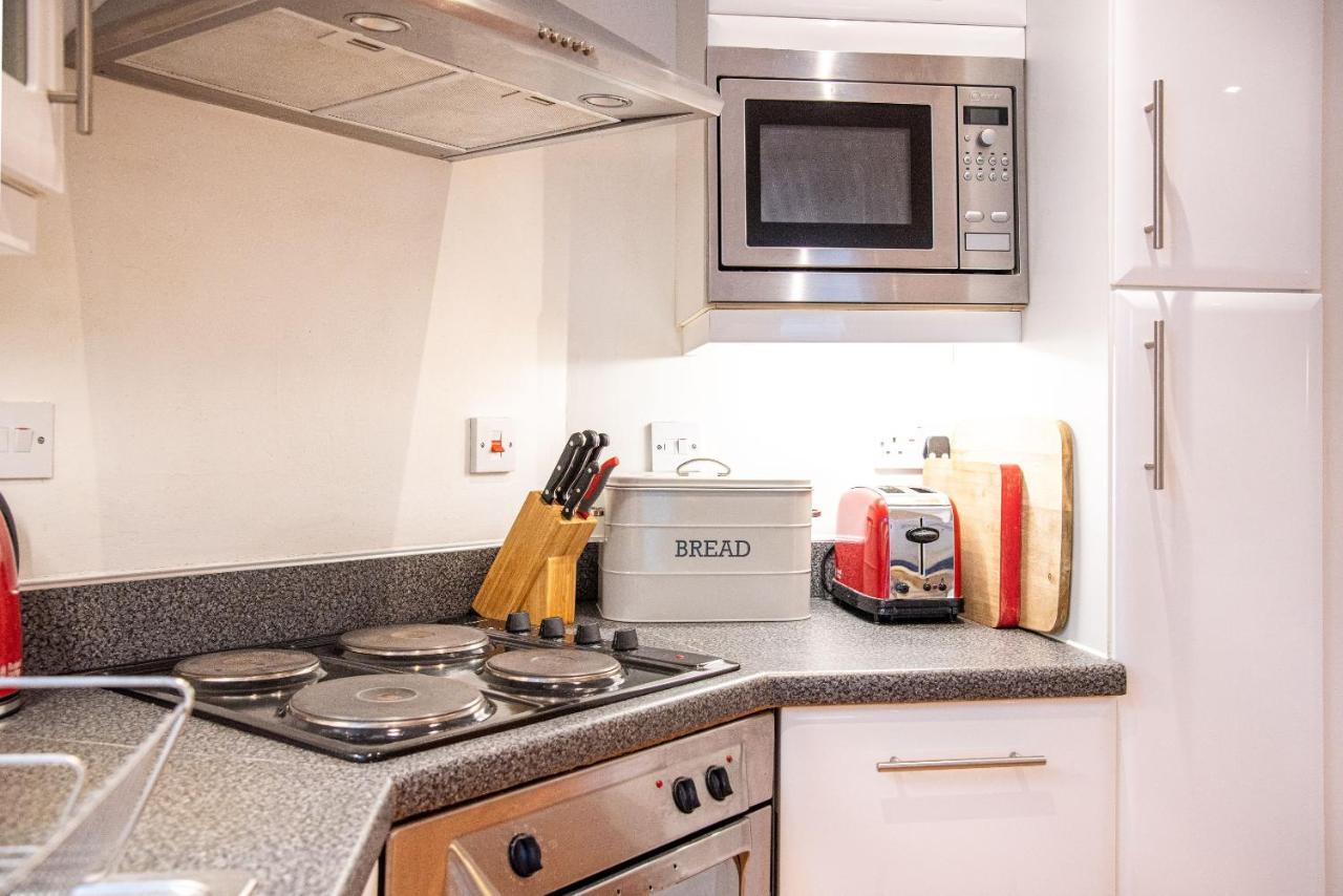Pass The Keys Delightful Apartment Close To River In Se16 Londra Esterno foto